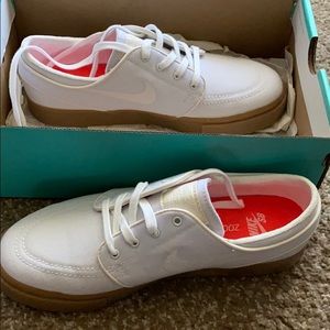 Nike sb janoski shoes